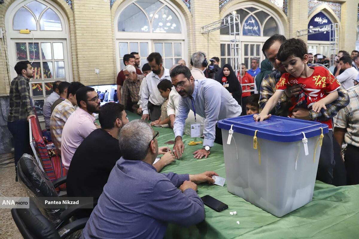 روز انتخابات شادی و مشارکت ایرانیان برای آینده ای روشن