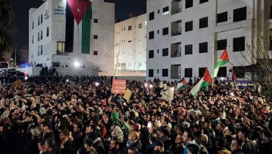 تظاهرات اردنی ها مقابل سفارت رژیم اشغالگر در امان